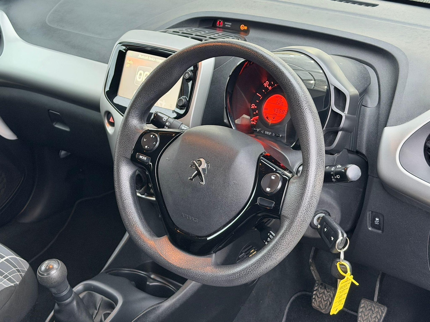 Used Peugeot 108 for sale - 76728629: Photo 24