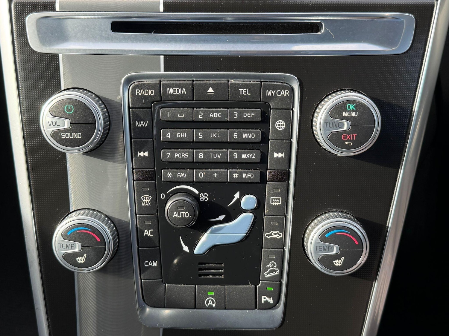 Used Volvo XC60 2016 for sale - 77645745: Photo 13