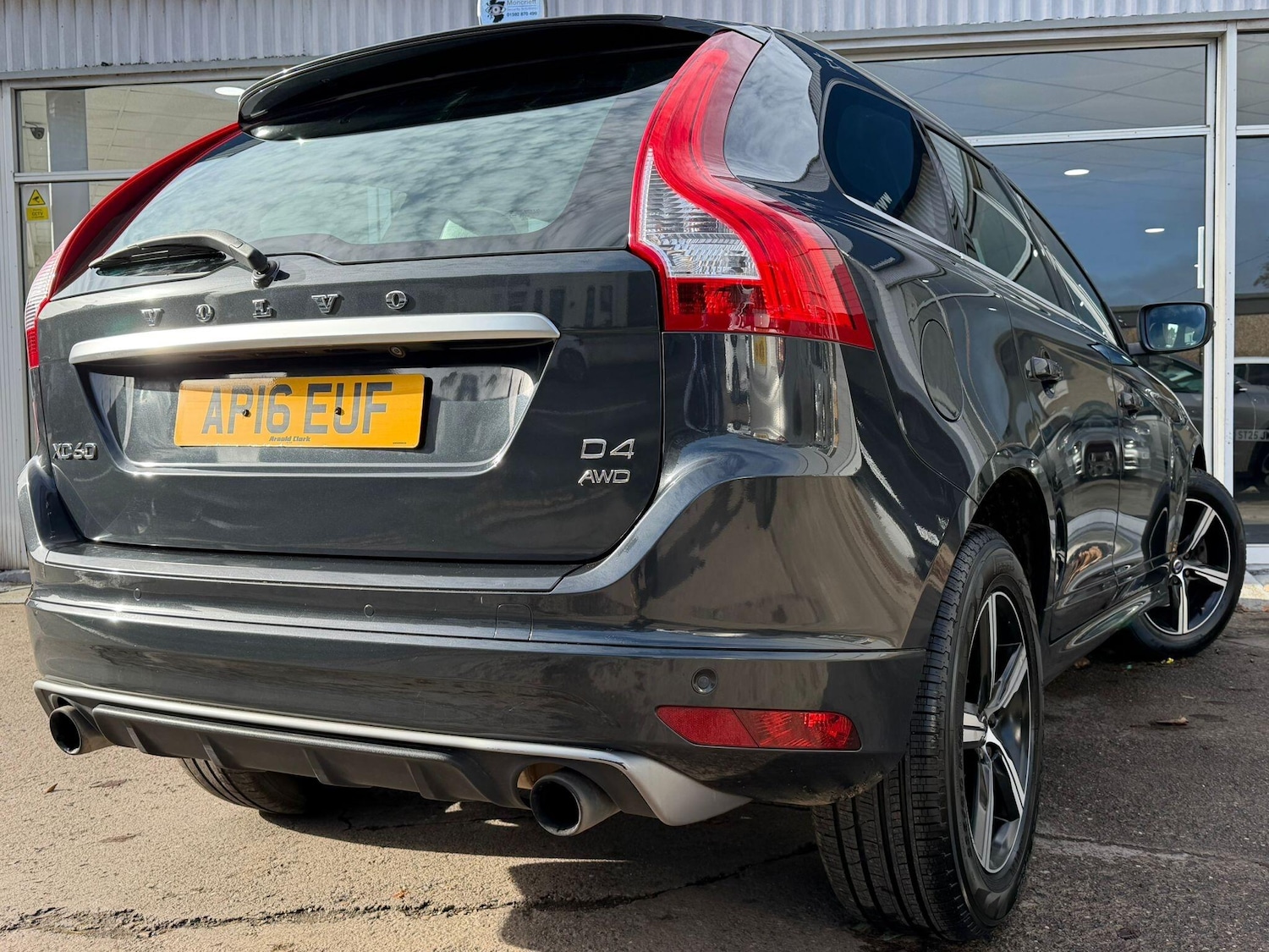 Used Volvo XC60 2016 for sale - 77645745: Photo 3