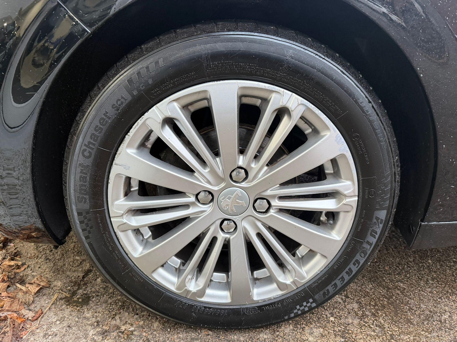 Used Peugeot 208 2017 for sale - 76936038: Photo 18