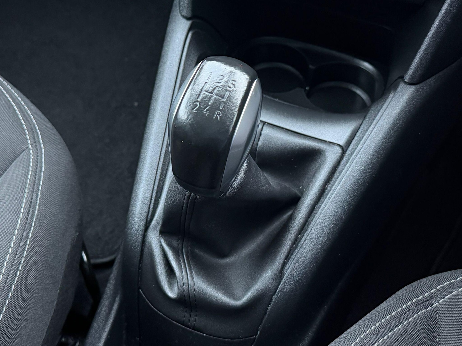 Used Peugeot 208 2017 for sale - 76936038: Photo 7