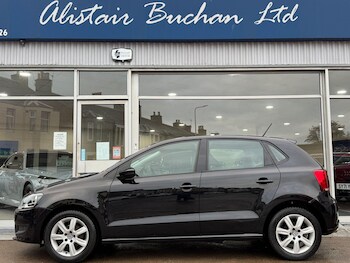 Used Volkswagen Polo 2010 for sale - 77279770: Photo
