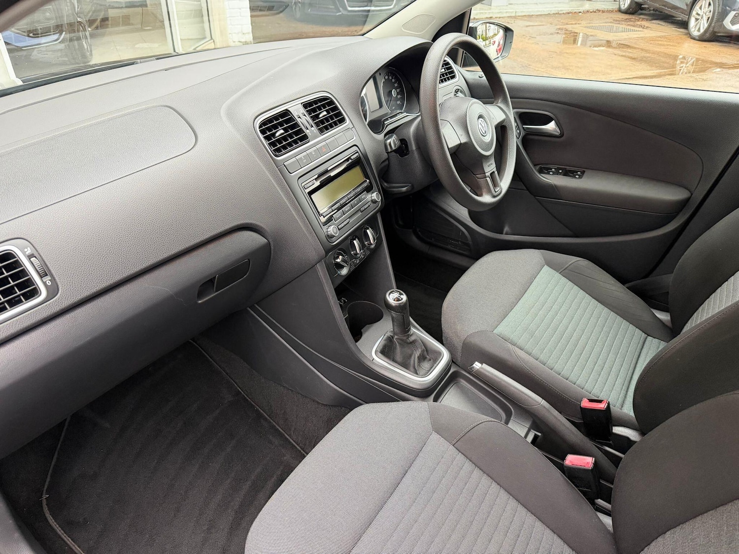 Used Volkswagen Polo for sale - 77279770: Photo 4