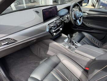 Used BMW 5 Series 2020 for sale - 76647460: Photo