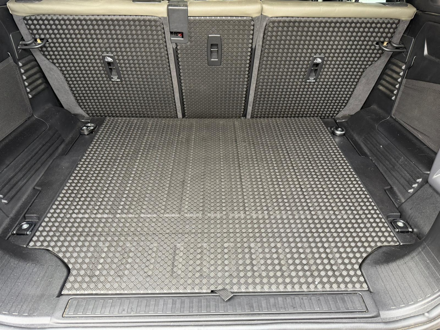 Used Land Rover Defender 2020 for sale - 76647580: Photo 21