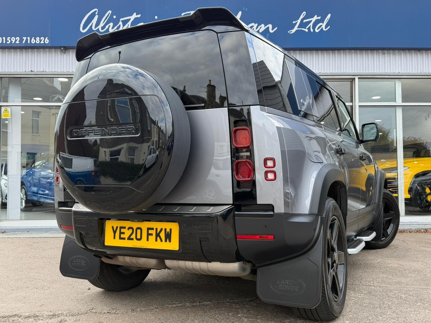 Used Land Rover Defender 2020 for sale - 76647580: Photo 24