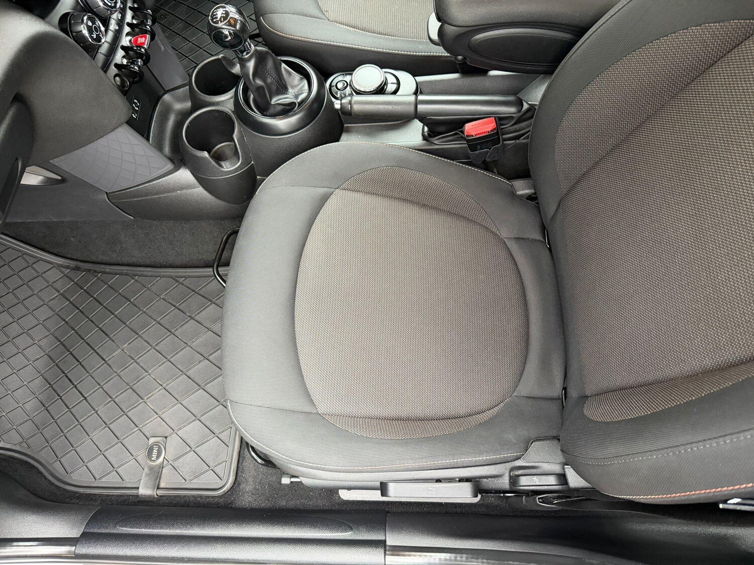 Used MINI Hatch 2017 for sale - 76647607: Photo 26