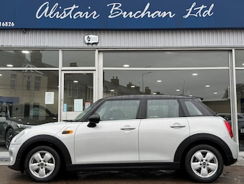 Used MINI Hatch 2017 for sale - 76647607: Photo