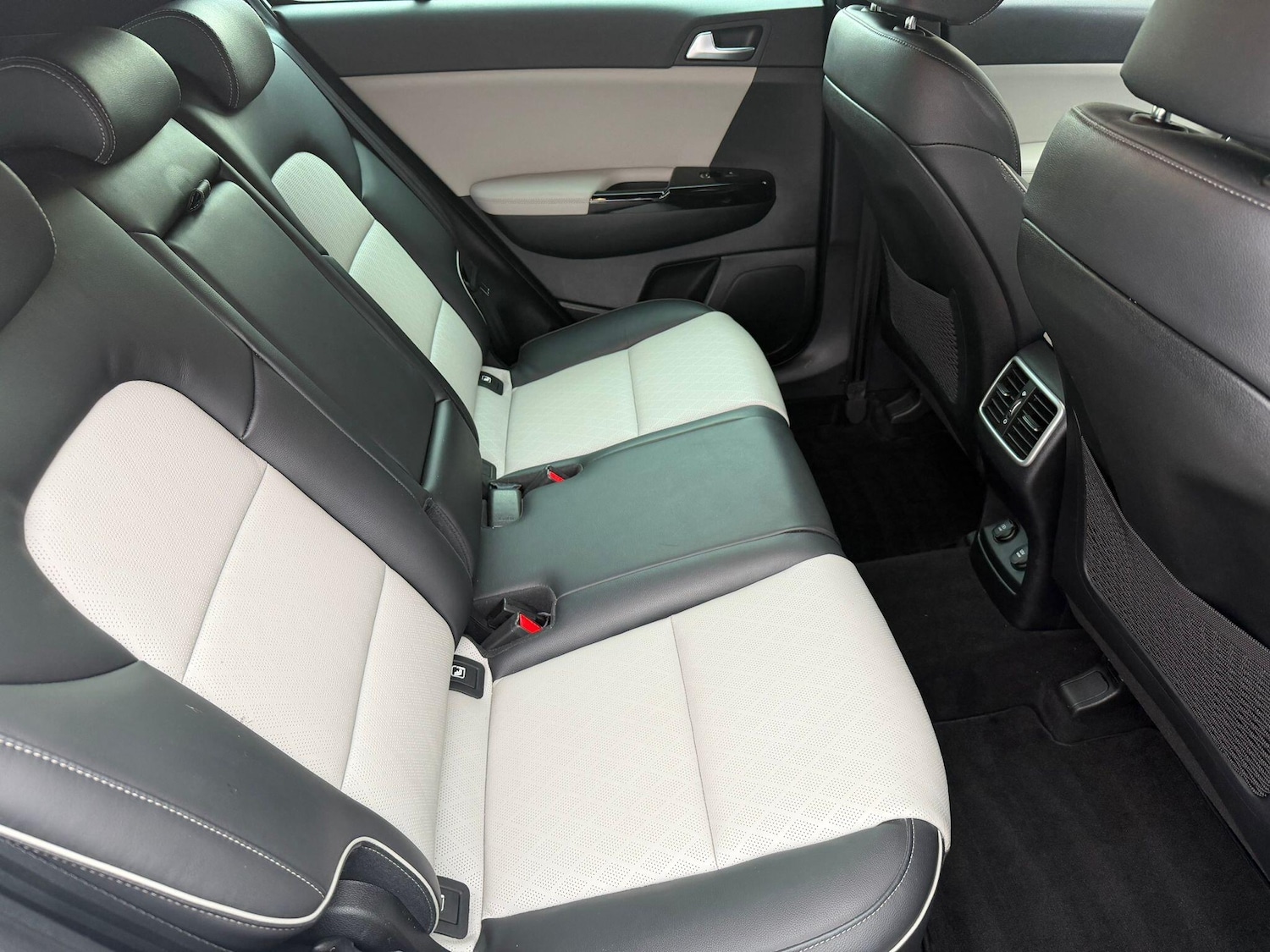 Used Kia Sportage 2021 for sale - 76989773: Photo 10