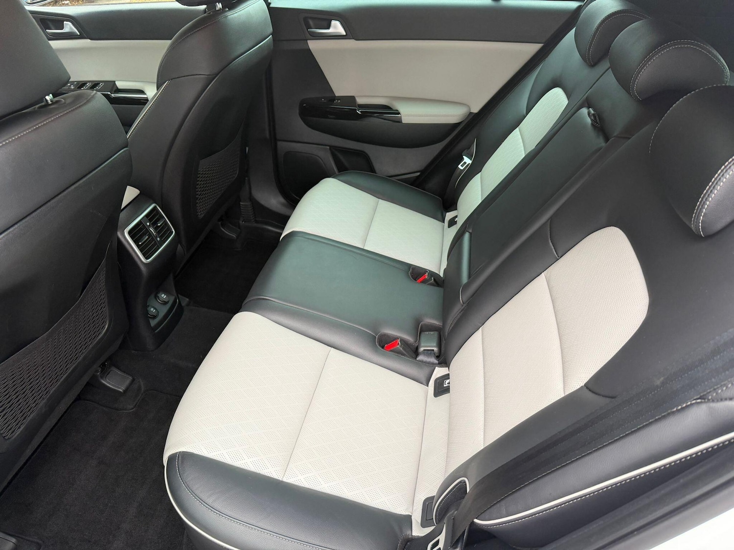 Used Kia Sportage 2021 for sale - 76989773: Photo 11