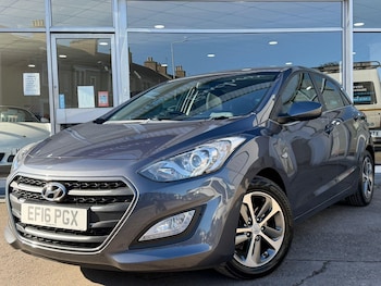 Used Hyundai i30 2016 for sale - 77549407: Photo