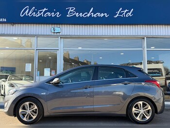 Used Hyundai i30 2016 for sale - 77549407: Photo