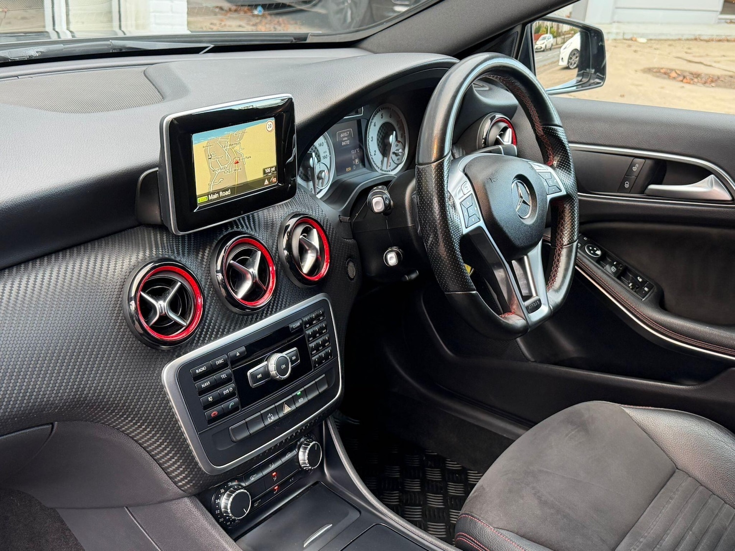 Used Mercedes-Benz A-Class 2014 for sale - 77646926: Photo 5