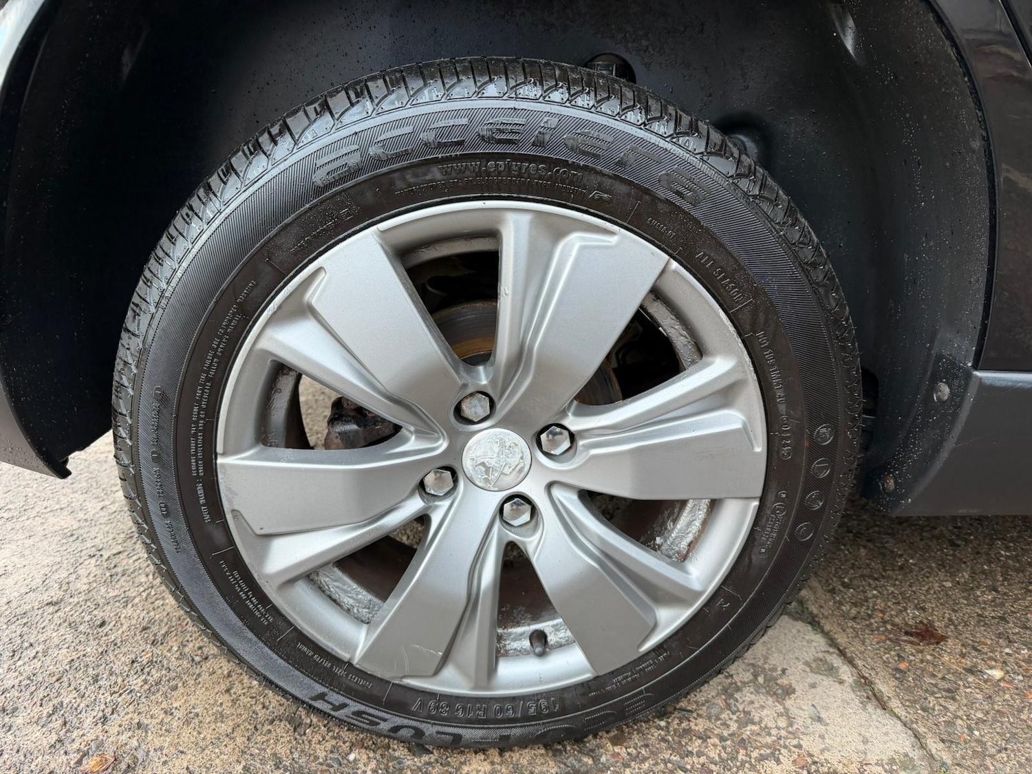 Used Peugeot 2008 2016 for sale - 77387282: Photo 16