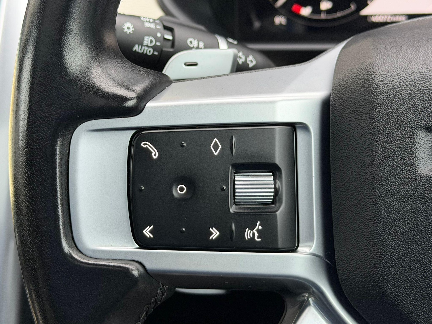 Used Land Rover Discovery for sale - 76855753: Photo 16