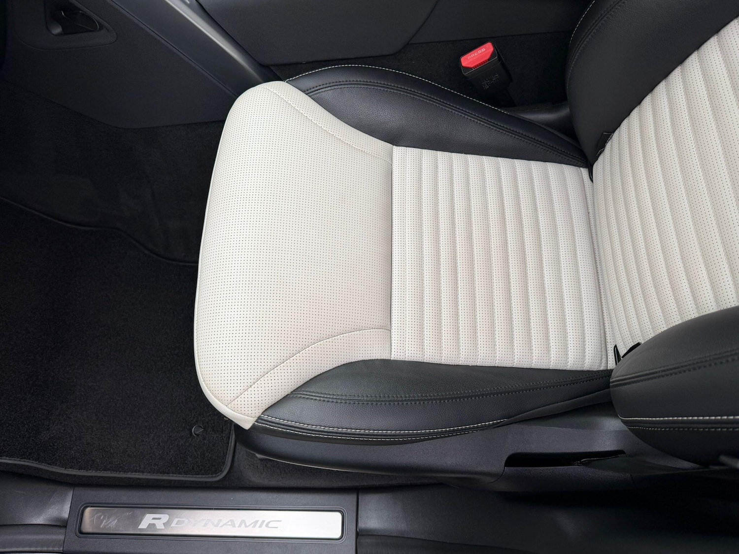 Used Land Rover Discovery for sale - 76855753: Photo 31