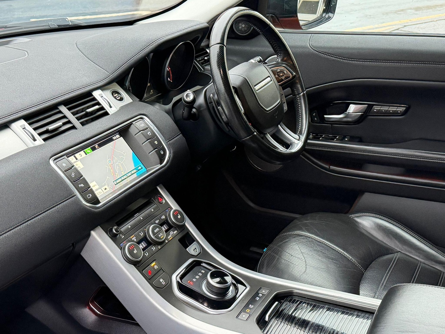 Used Land Rover Range Rover Evoque 2016 for sale - 76715548: Photo 5