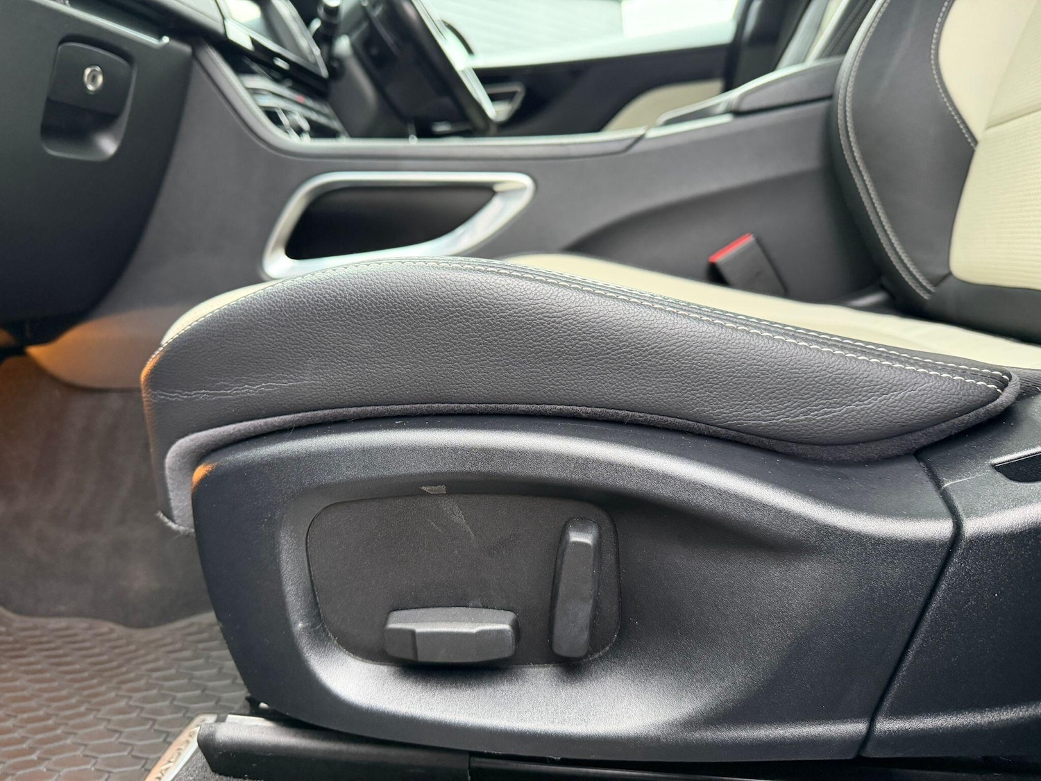 Used Jaguar F-Pace for sale - 77278870: Photo 29