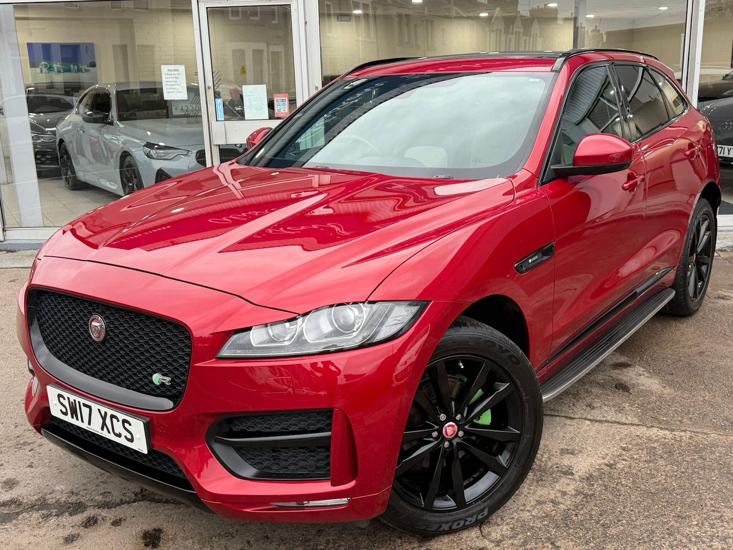 Used Jaguar F-Pace for sale - 77278870: Photo 4