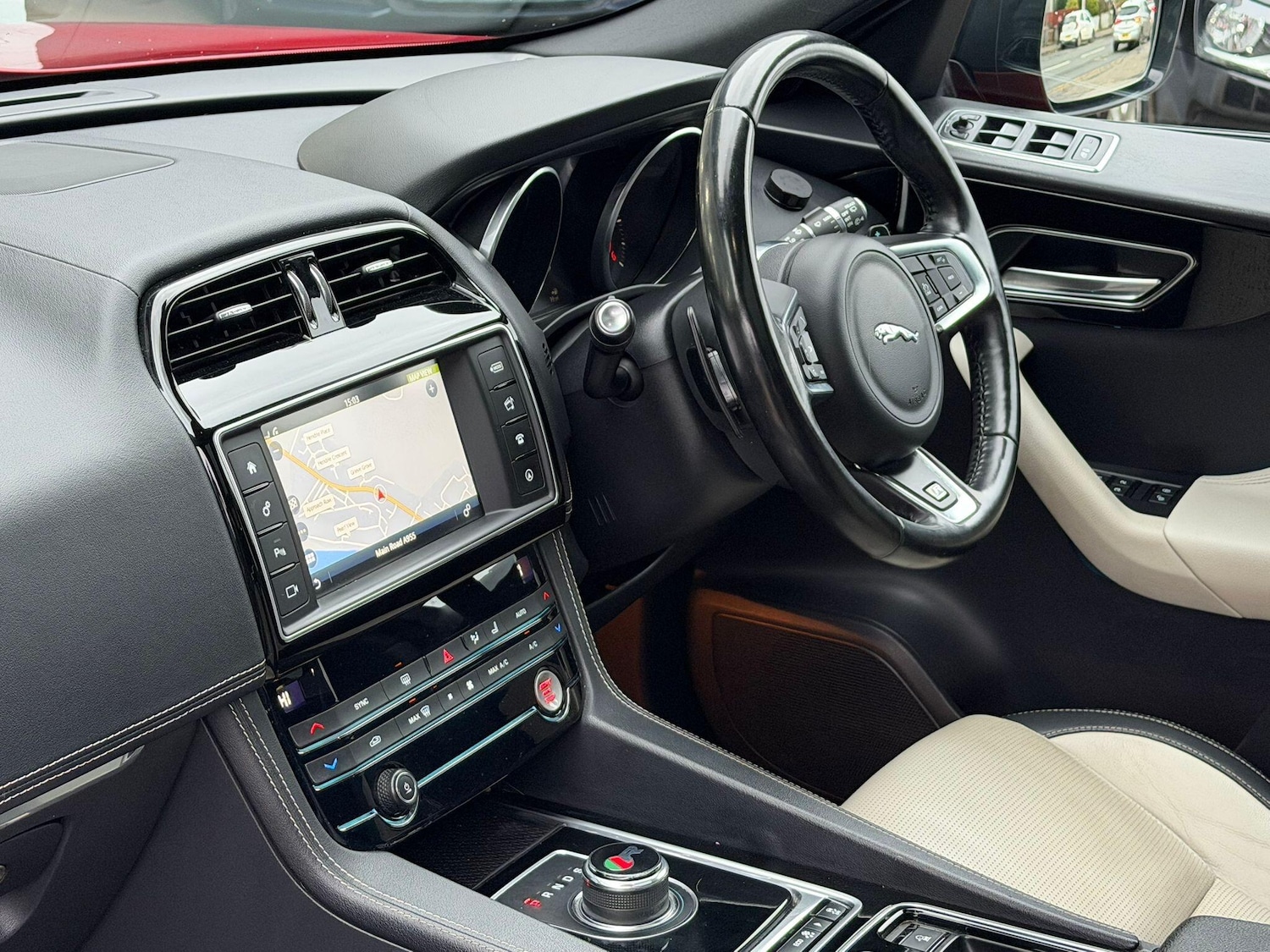 Used Jaguar F-Pace for sale - 77278870: Photo 6