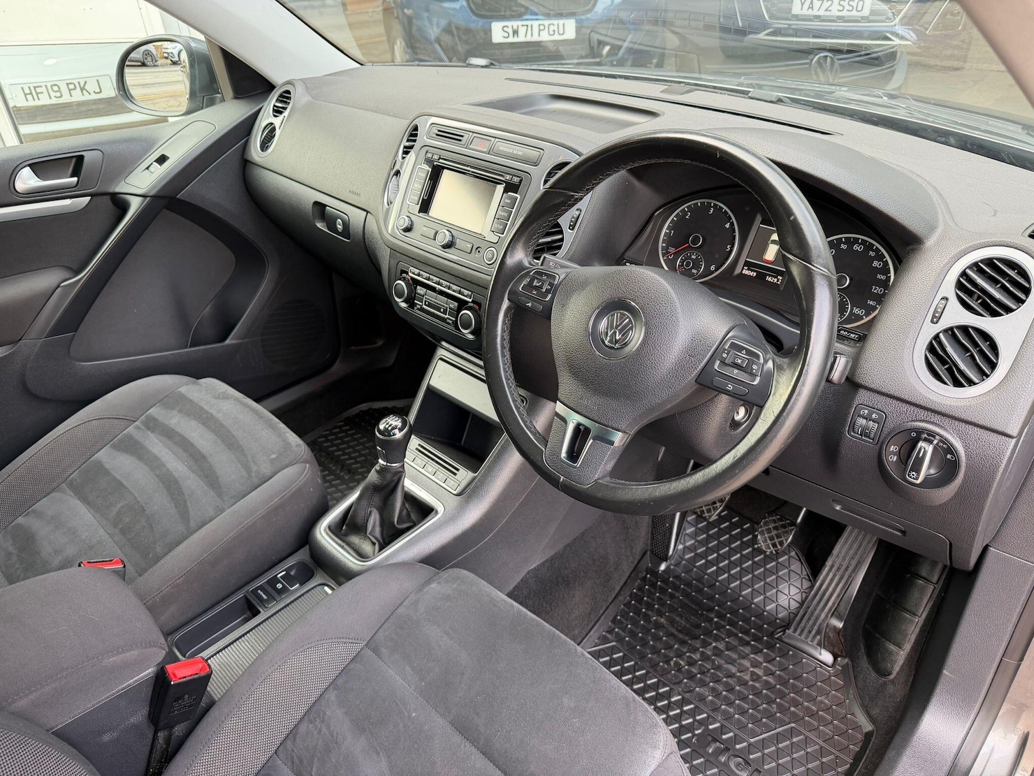 Used Volkswagen Tiguan for sale - 77612222: Photo 5