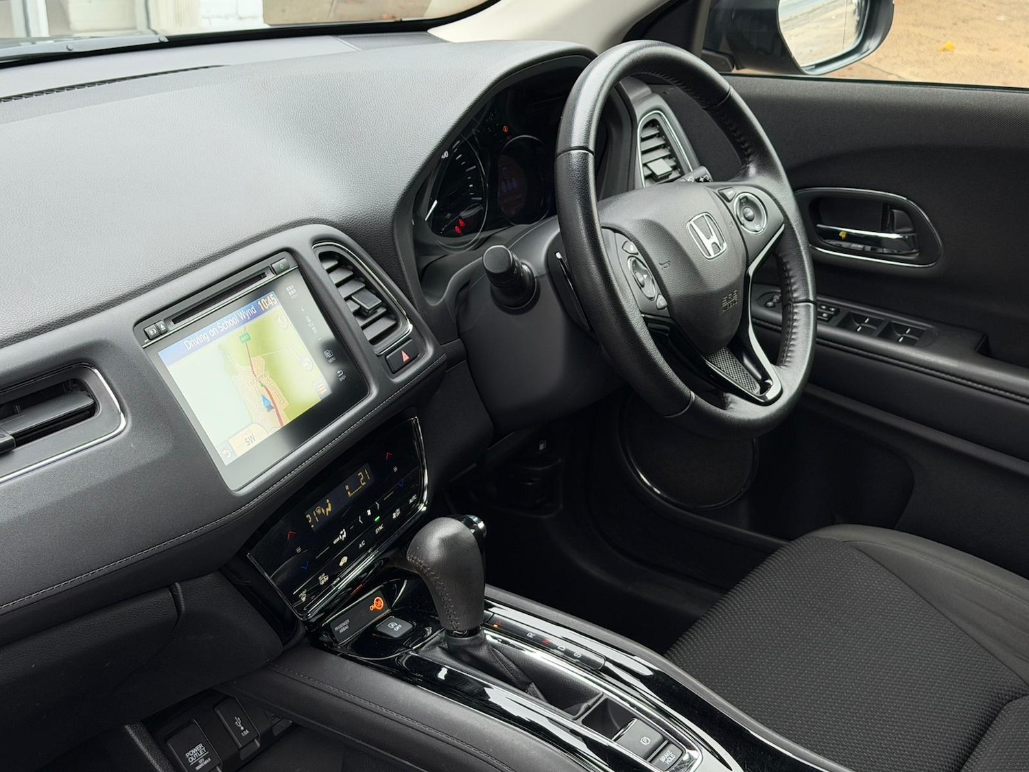 Used Honda HR-V 2020 for sale - 76992596: Photo 7