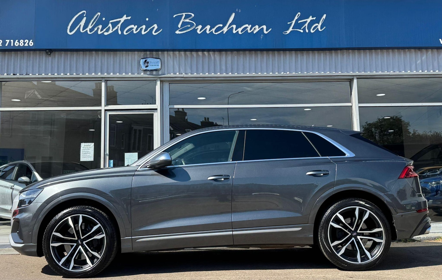 Used Audi Q8 2020 for sale - 76647463: Photo 2