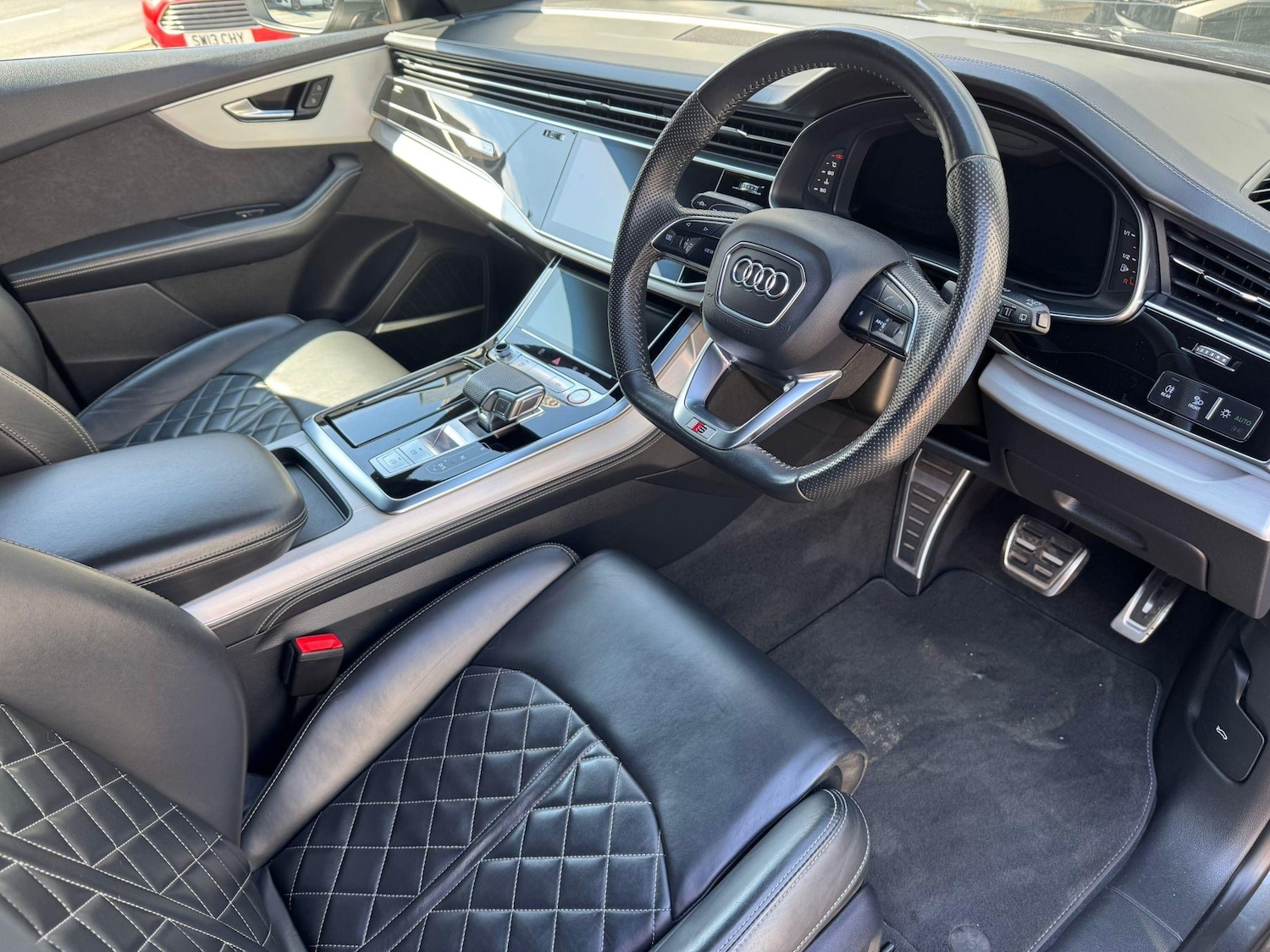 Used Audi Q8 2020 for sale - 76647463: Photo 8