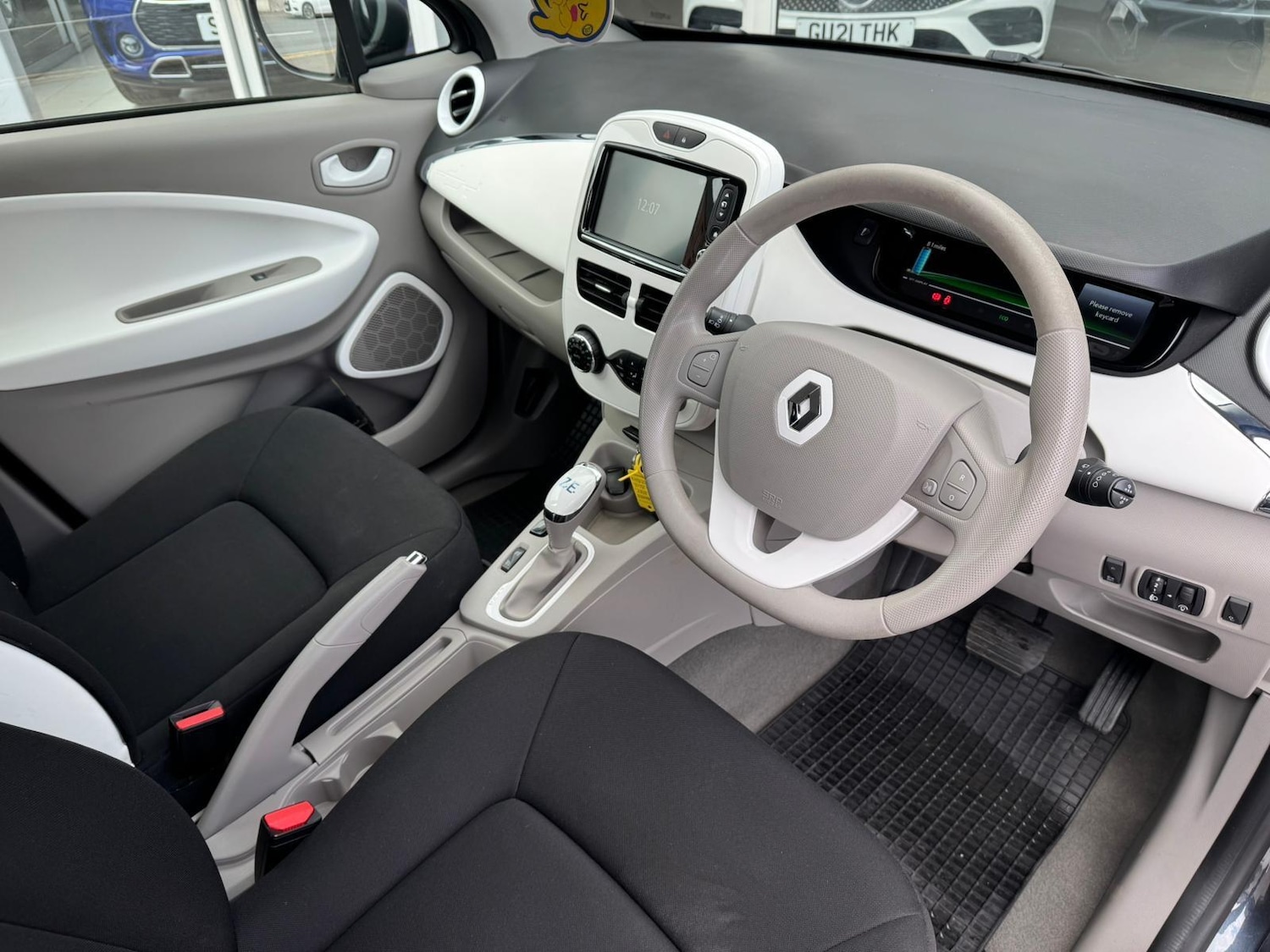 Used Renault Zoe for sale - 76647480: Photo 6