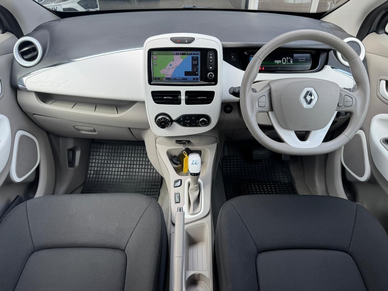 Used Renault Zoe for sale - 76647480: Photo 9