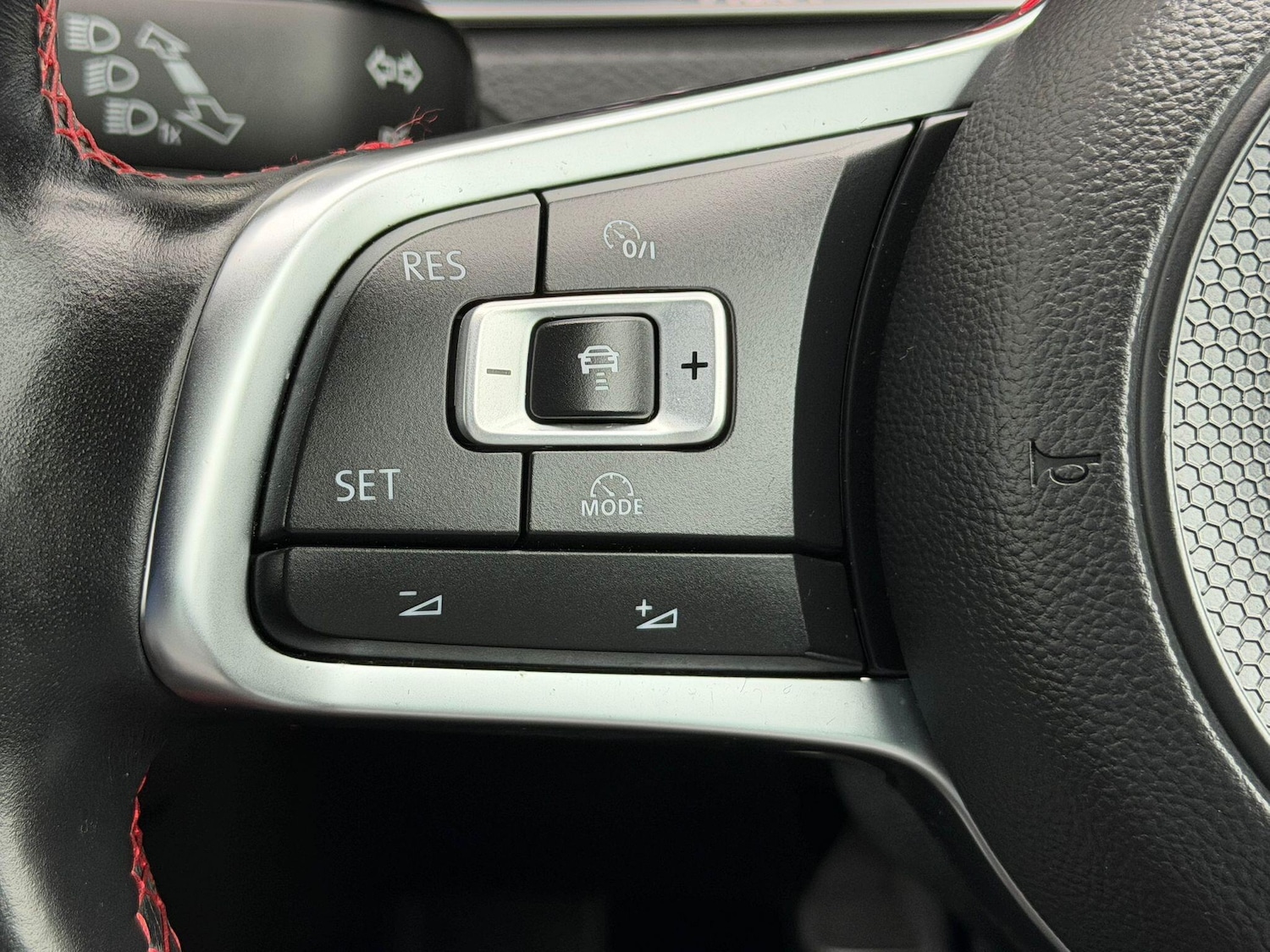 Used Volkswagen Golf 2017 for sale - 76647457: Photo 13