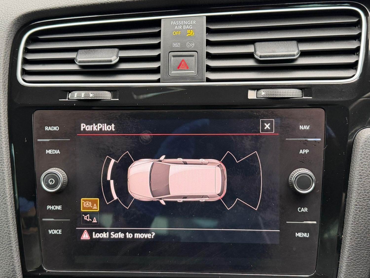 Used Volkswagen Golf 2017 for sale - 76647457: Photo 18