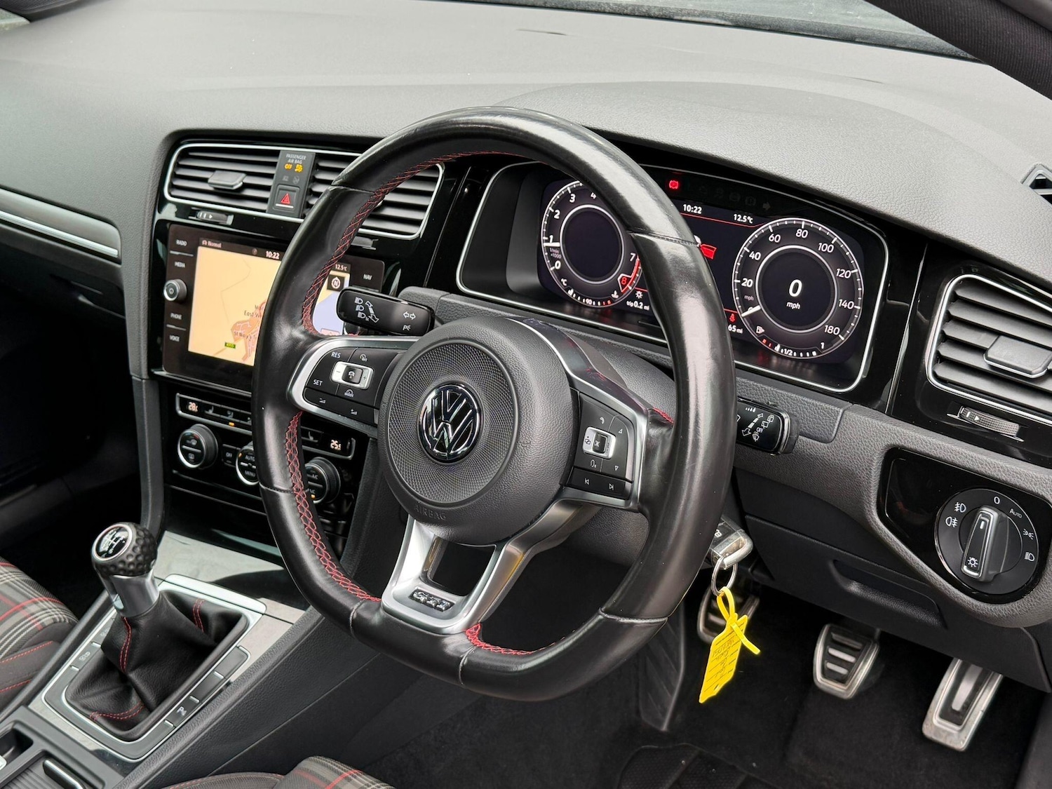 Used Volkswagen Golf 2017 for sale - 76647457: Photo 23