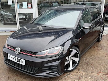 Used Volkswagen Golf 2017 for sale - 76647457: Photo