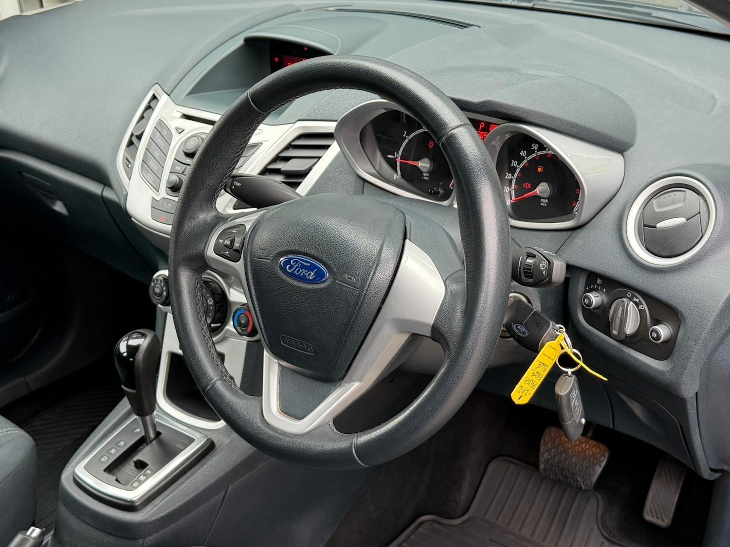 Used Ford Fiesta 2012 for sale - 76647563: Photo 18