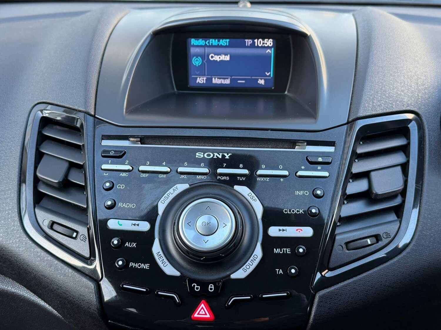 Used Ford Fiesta 2015 for sale - 76647565: Photo 19