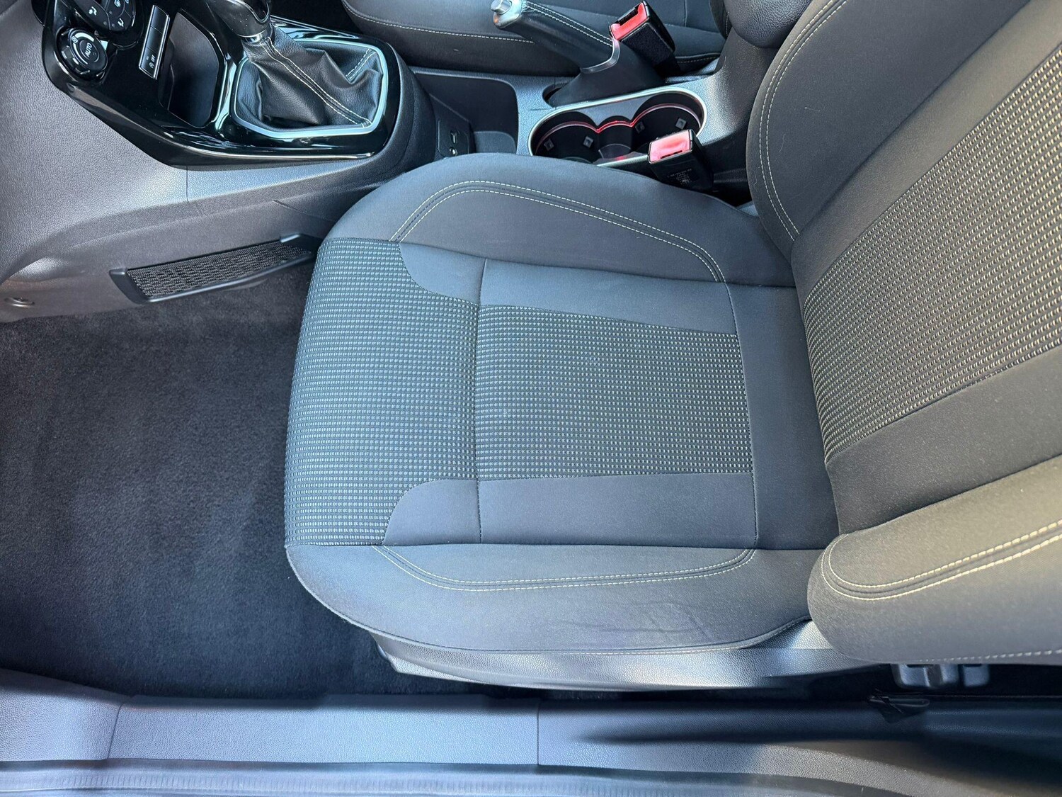 Used Ford Fiesta 2015 for sale - 76647565: Photo 23