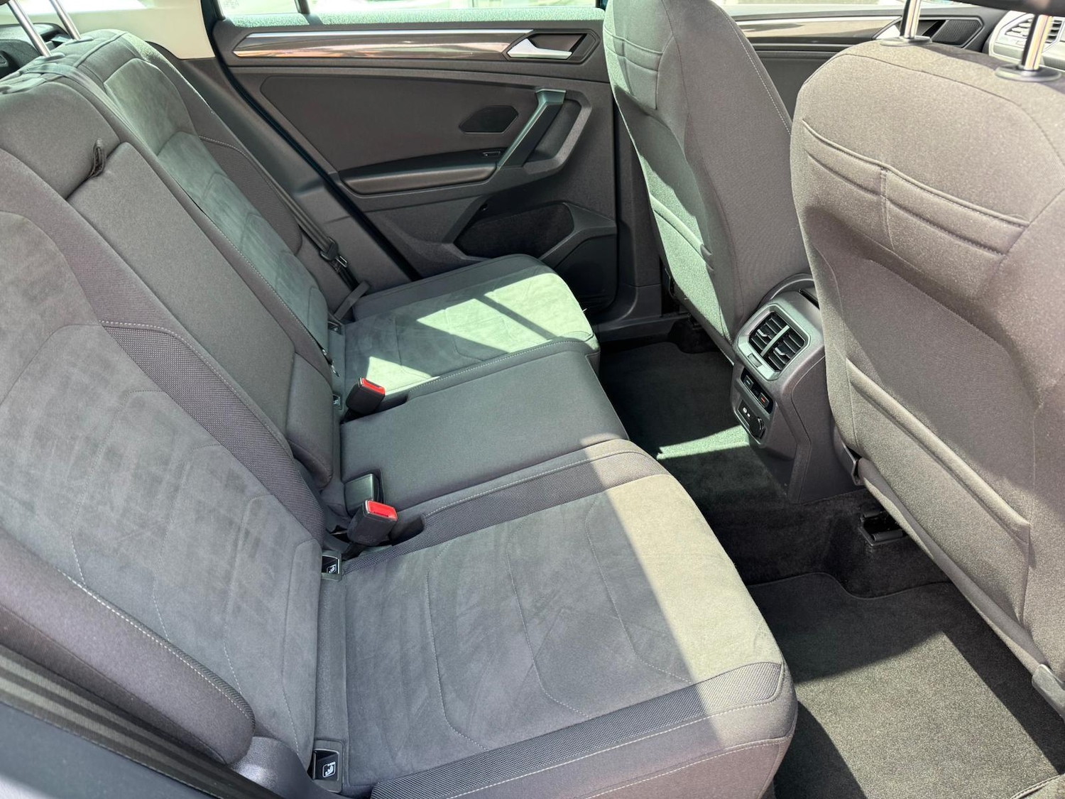 Used Volkswagen Tiguan 2021 for sale - 76647501: Photo 11