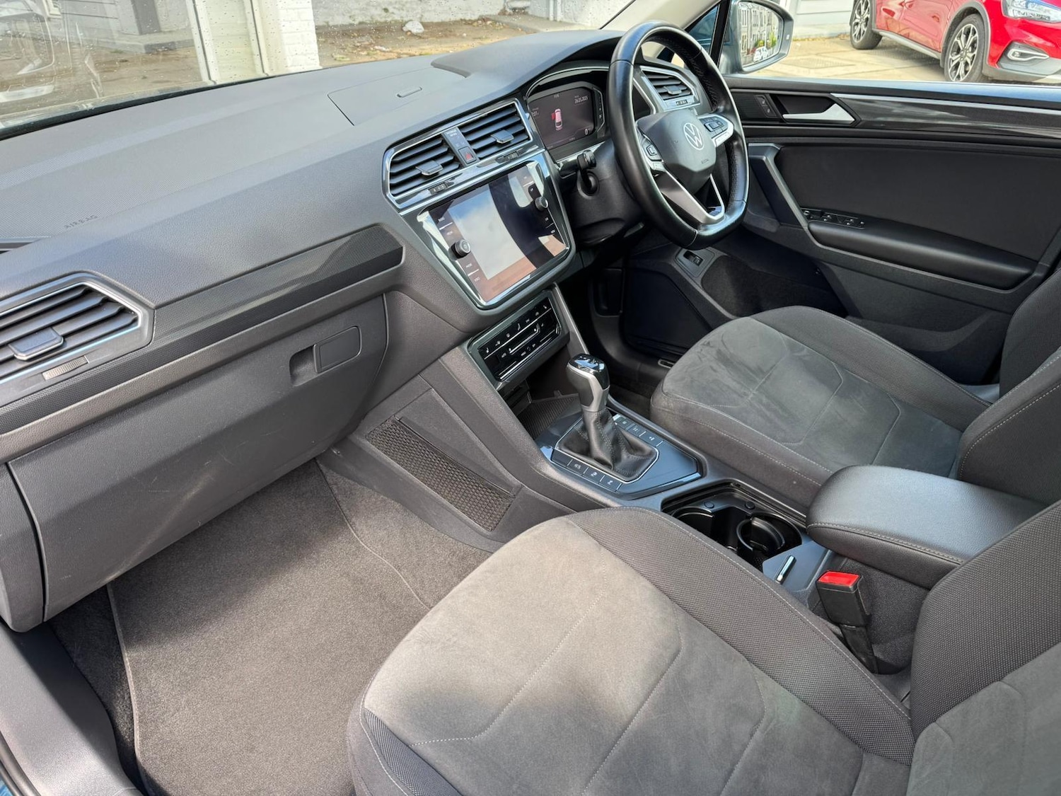 Used Volkswagen Tiguan 2021 for sale - 76647501: Photo 5