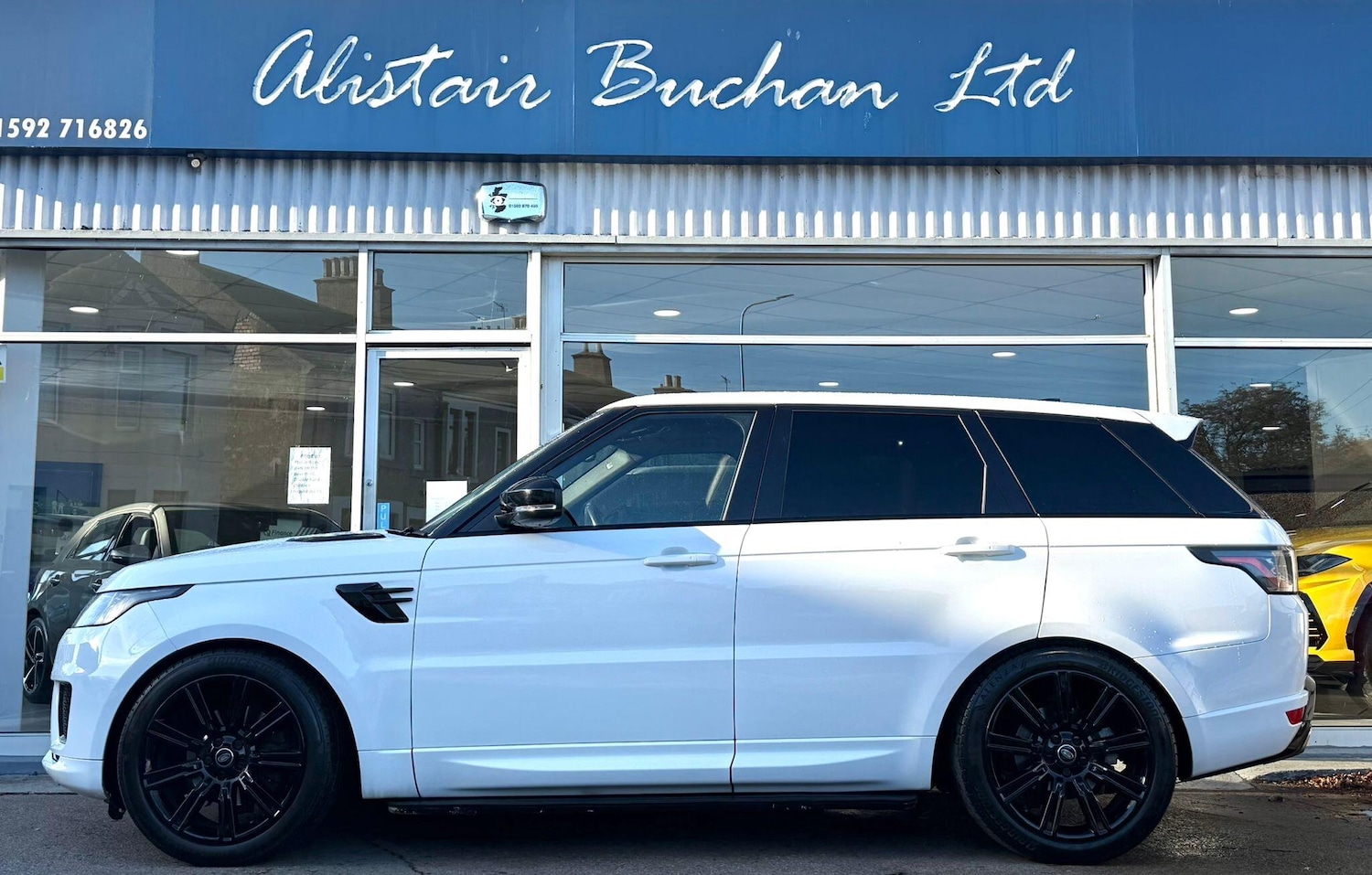 Used Land Rover Range Rover Sport 2018 for sale - 76645698: Photo 3