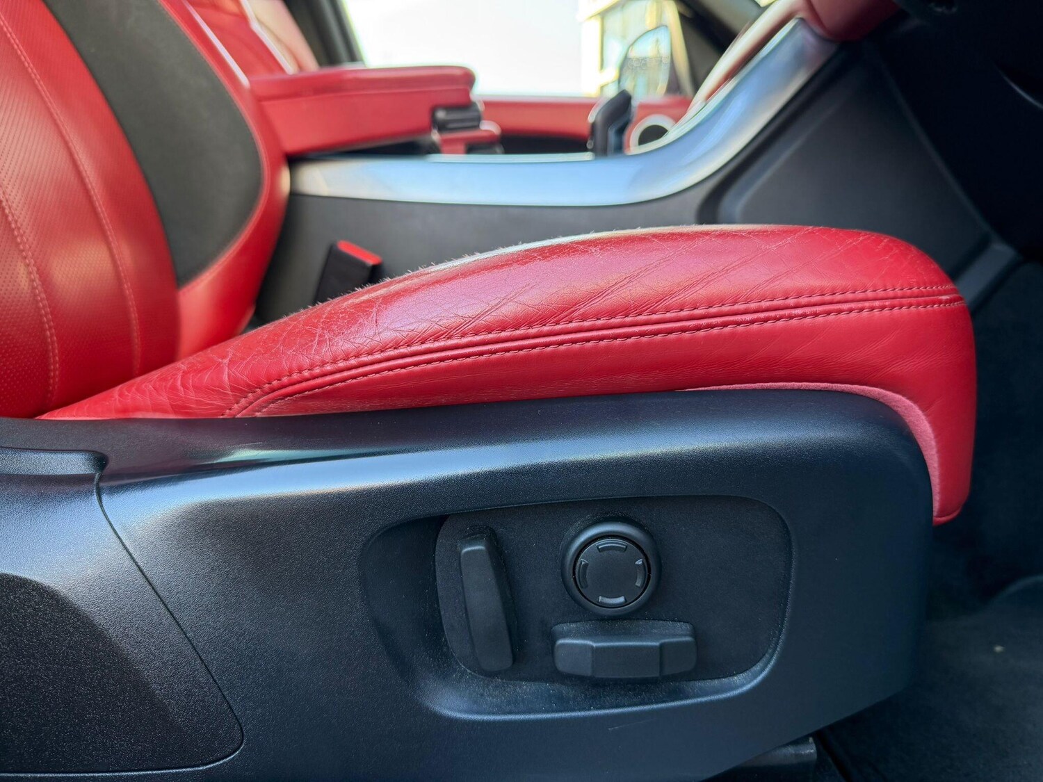 Used Land Rover Range Rover Sport 2018 for sale - 76645698: Photo 30