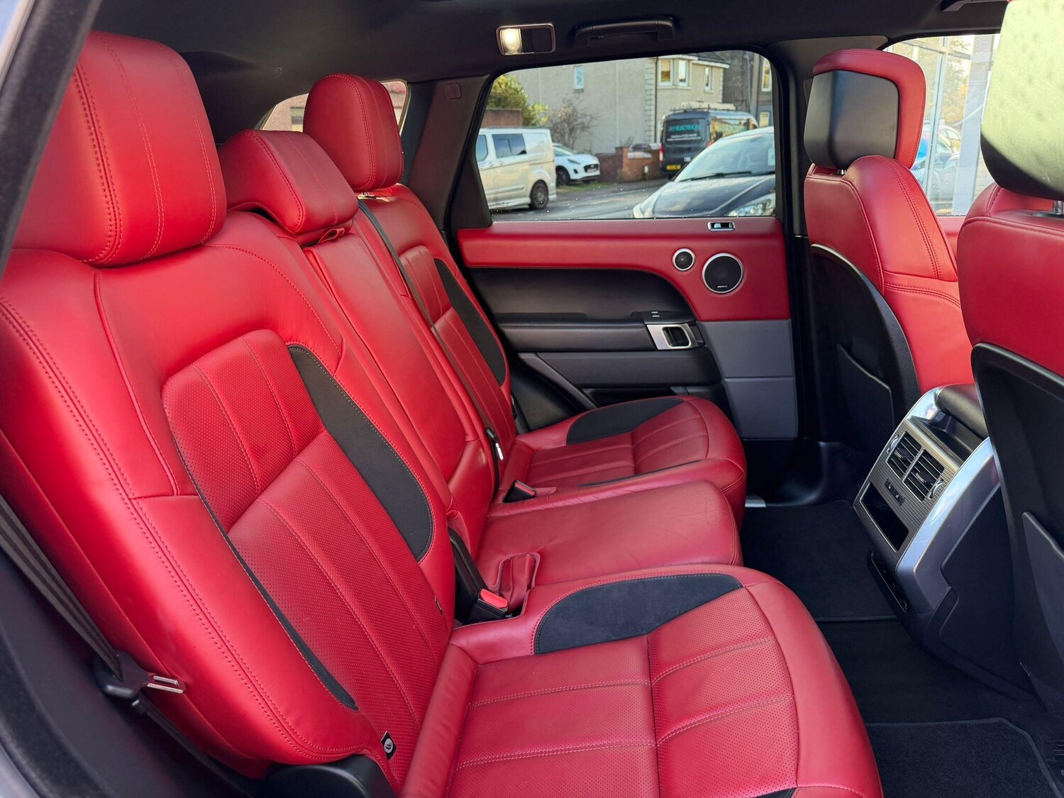 Used Land Rover Range Rover Sport 2018 for sale - 76645698: Photo 9