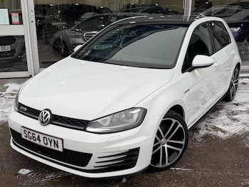 Used Volkswagen Golf 2014 for sale - 77109673: Photo