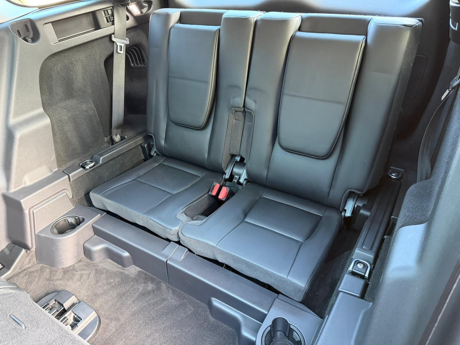 Used Land Rover Discovery Sport 2015 for sale - 78019789: Photo 11