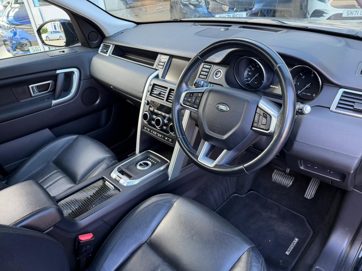 Used Land Rover Discovery Sport 2015 for sale - 78019789: Photo 5