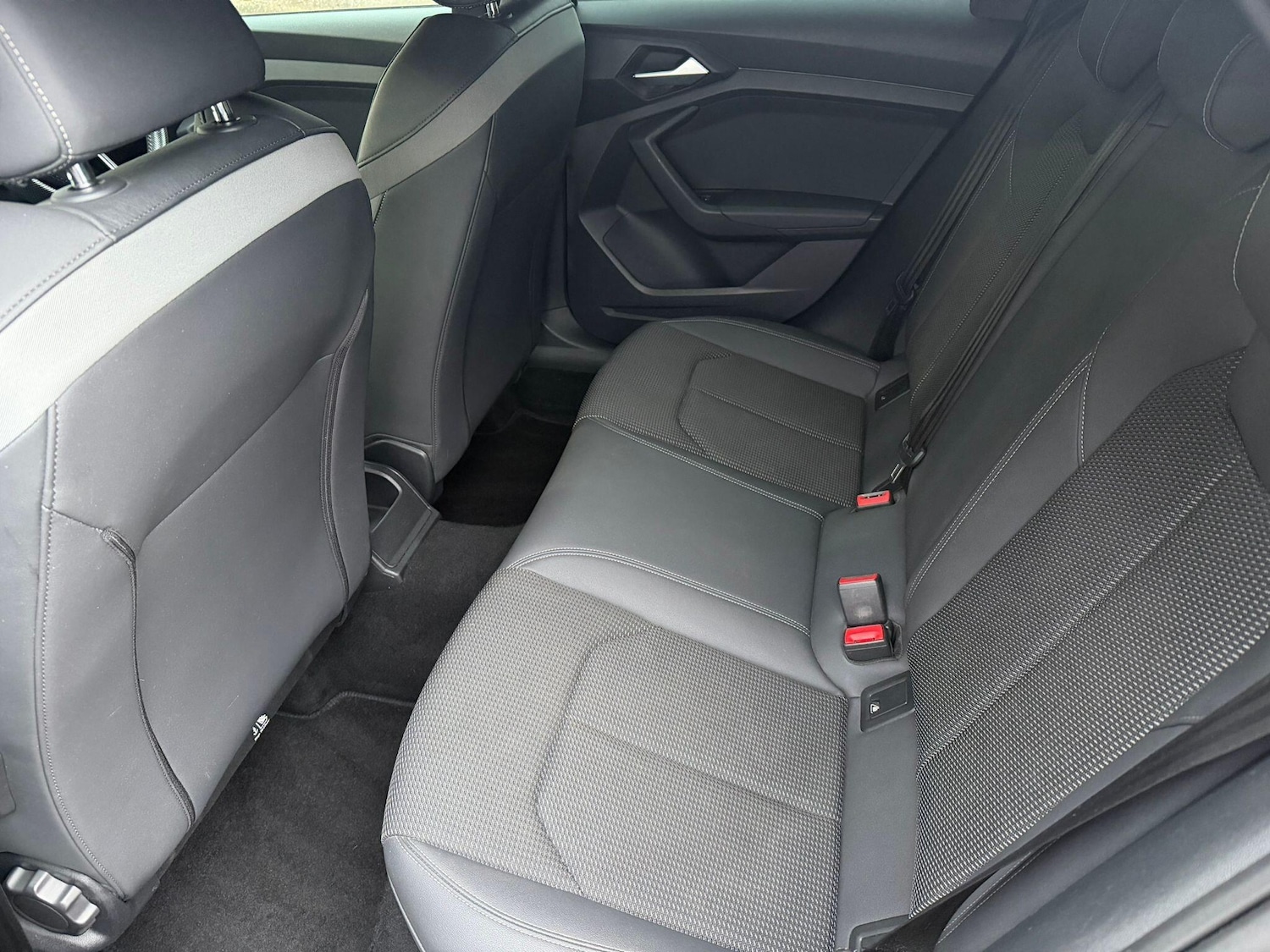 Used Audi A1 for sale - 77238538: Photo 11