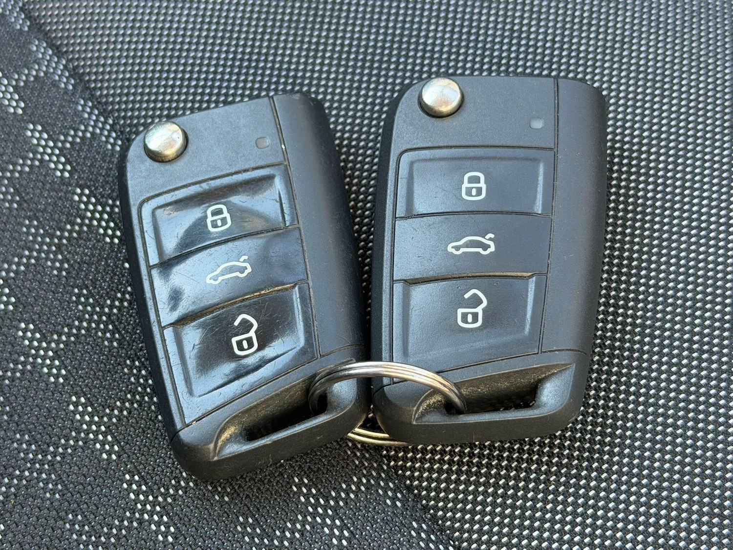 Used Volkswagen Polo 2016 for sale - 76647604: Photo 15