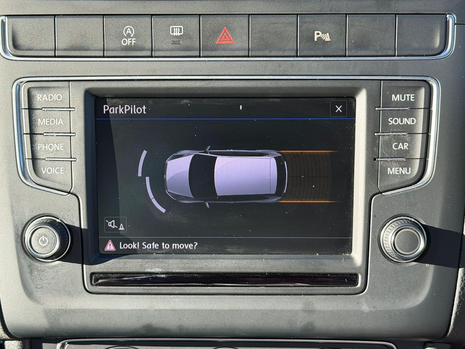 Used Volkswagen Polo 2016 for sale - 76647604: Photo 21