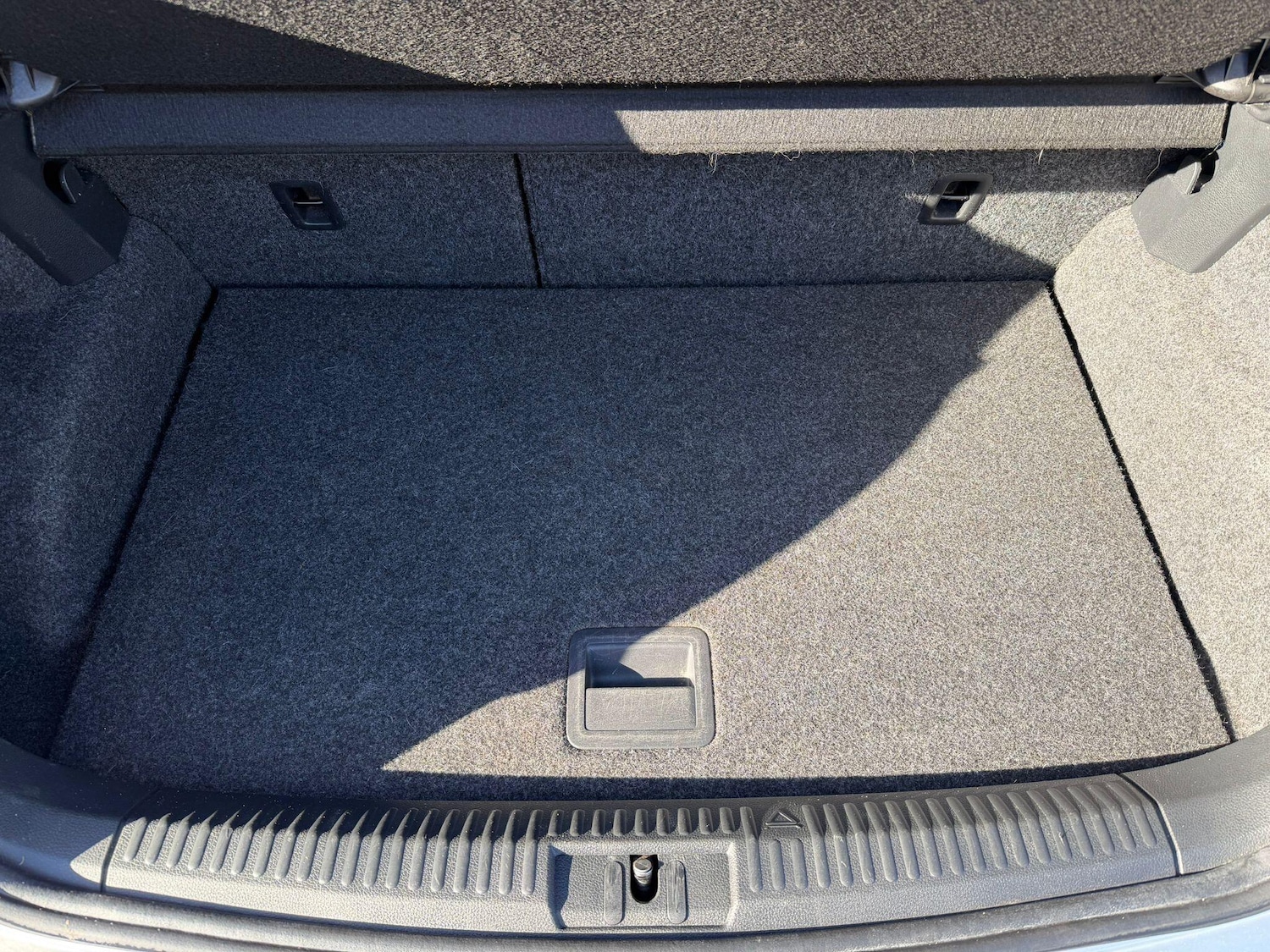 Used Volkswagen Polo 2016 for sale - 76647604: Photo 32