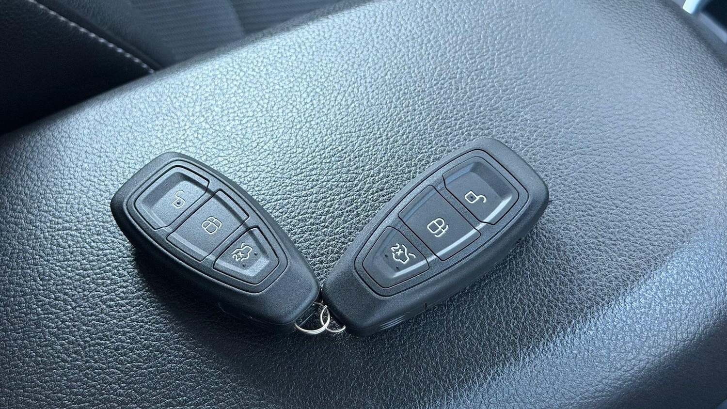 Used Ford Kuga 2016 for sale - 76647479: Photo 12